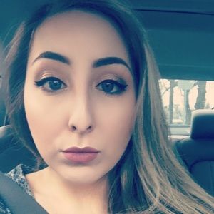 Meet your Posher, Gabby