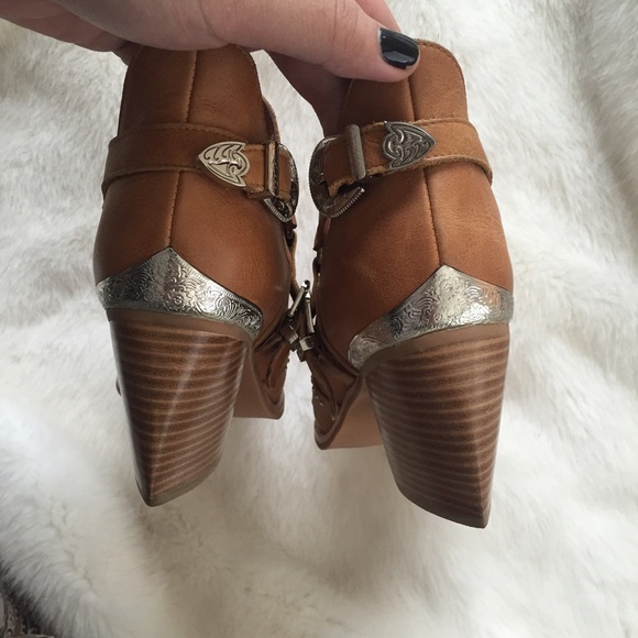 SOLD! Jeffrey Campbell Calhoun Studded booties - Picture 2 of 4