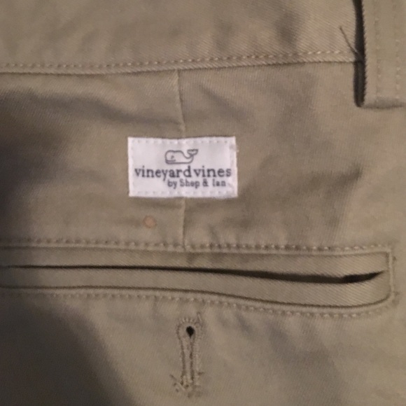Vineyard Vines Khakis - Picture 3 of 4