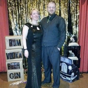 Meet your Posher, Adrianne