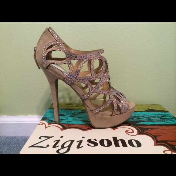 Zigi Soho rhinestone tan and pinkish purple heels