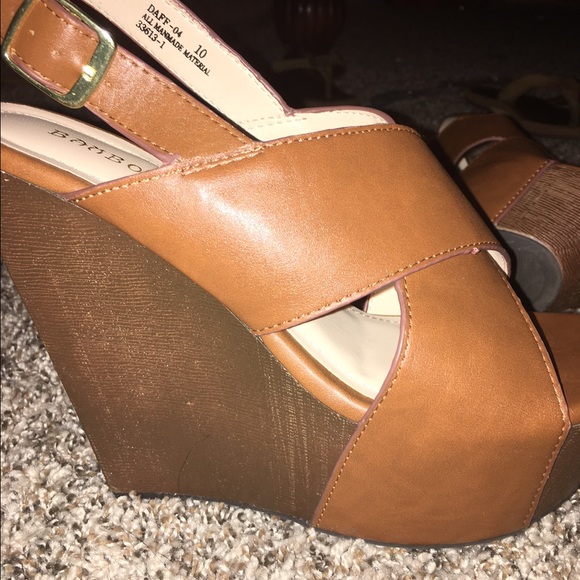 Brown Wedges - Picture 2 of 6