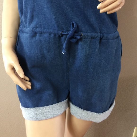 ❌SOLD❌ 💙 Cute Summer Denim Like Romper - Picture 2 of 4