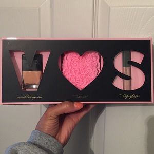 Victoria secret set