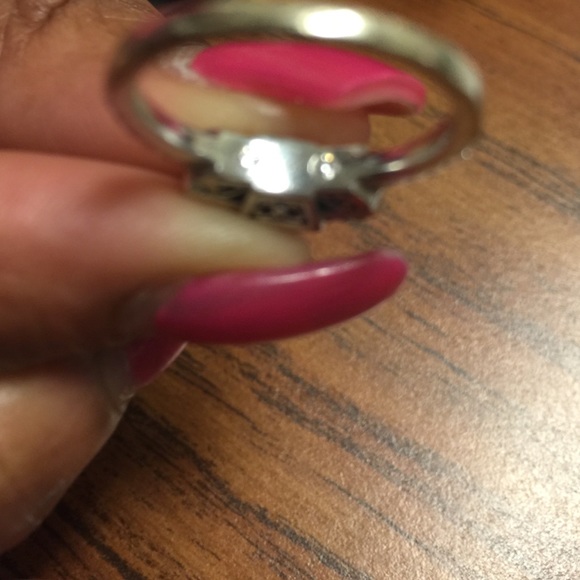 Wedding ring - Picture 3 of 3