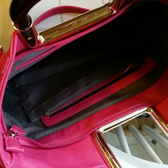 Purse - Picture 2 of 4