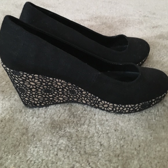 Maurice's wedges.