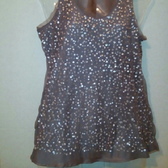 Top - Picture 3 of 4