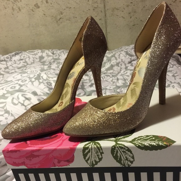 Gold Juicy Couture Heels