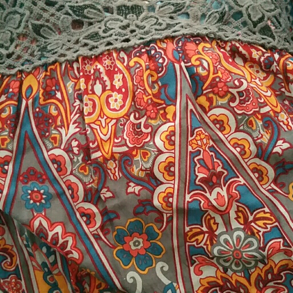 Boho Top - Picture 2 of 3