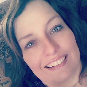 Meet your Posher, Helen ewalt