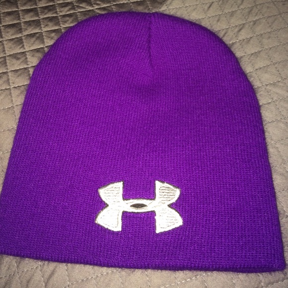 Under Armour beanie
