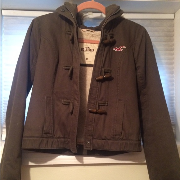 Hollister green puffer jacket size medium