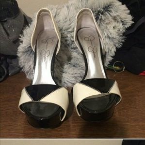 Jessica Simpson 6.5 heels