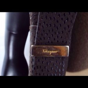 Ferragamo Pebbled Handbag in Olive