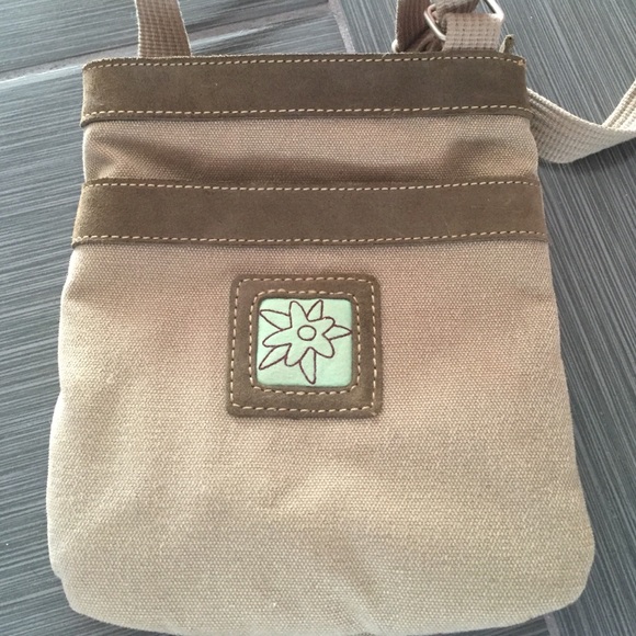 Sherpani cross body purse.