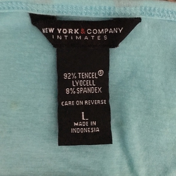 🎈SOLD🎈New York & comp intimates top - Picture 4 of 4