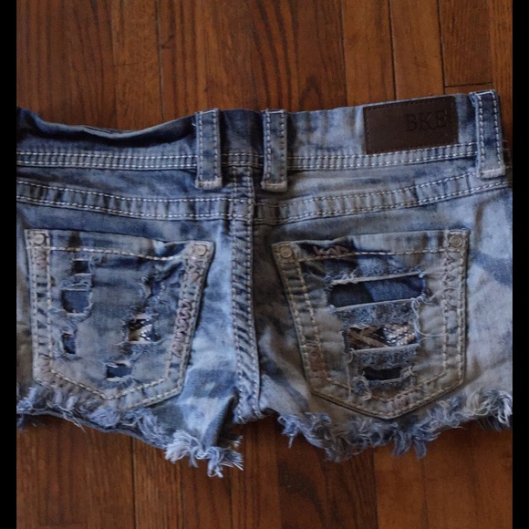 🎉 SOLD 🎉 - Picture 2 of 2