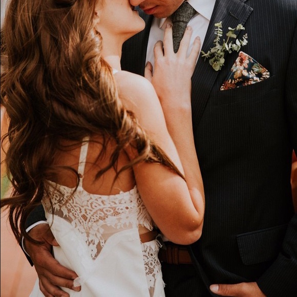 LAST1!🍾HP🍾White Lace Maxi Dress✨Lowest Price✨ - Picture 7 of 7