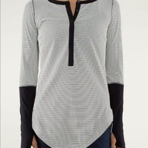 Lululemon Urbanite Henley LS: never used.