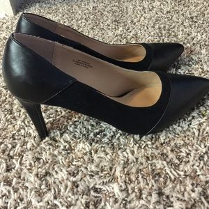 Black Pointed-Toe Heels