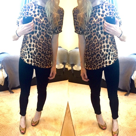 Silky leopard pocket tee