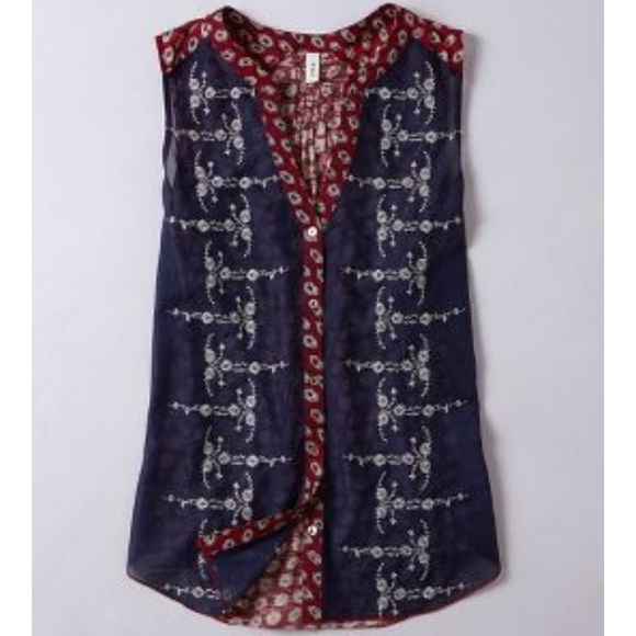 Anthropologie Springstitch Top By Tiny. Size S.