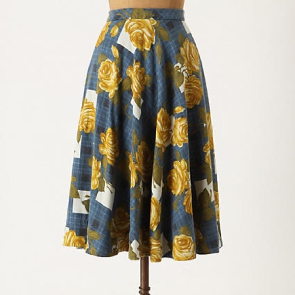 Anthropologie Dresses & Skirts - MAKE OFFER - ANTHRO Settee Roses Skirt
