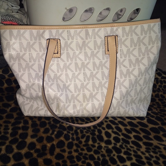 Mk purse