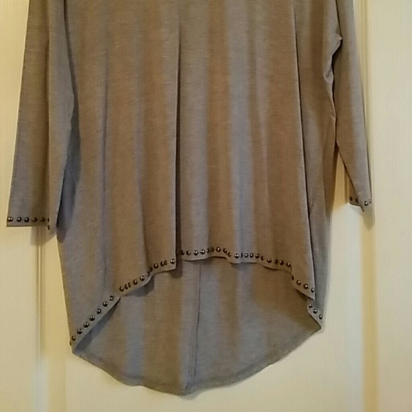 Gray Prima cotton top - Picture 2 of 4