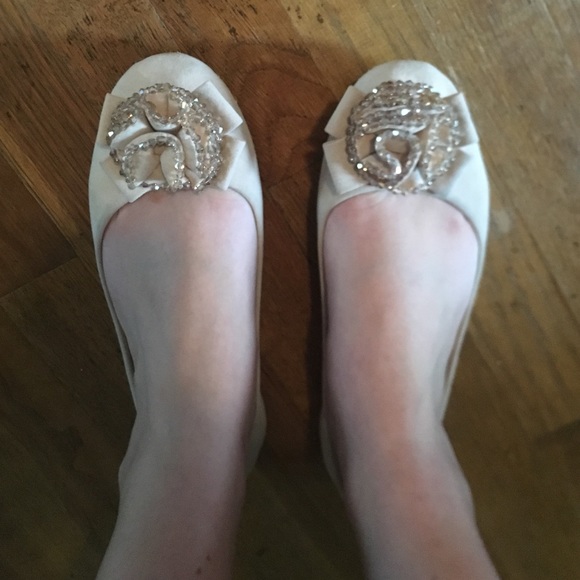 Charming Charlie's Nude flat with crystal