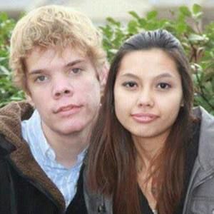 Meet your Posher, Elia