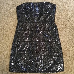 Robe De Soirée Sans Bretelles Max And Cleo By BCBG - Taille 4, Couleur Soleil, Plissée Et élégante