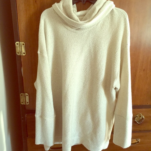 Women's sweater