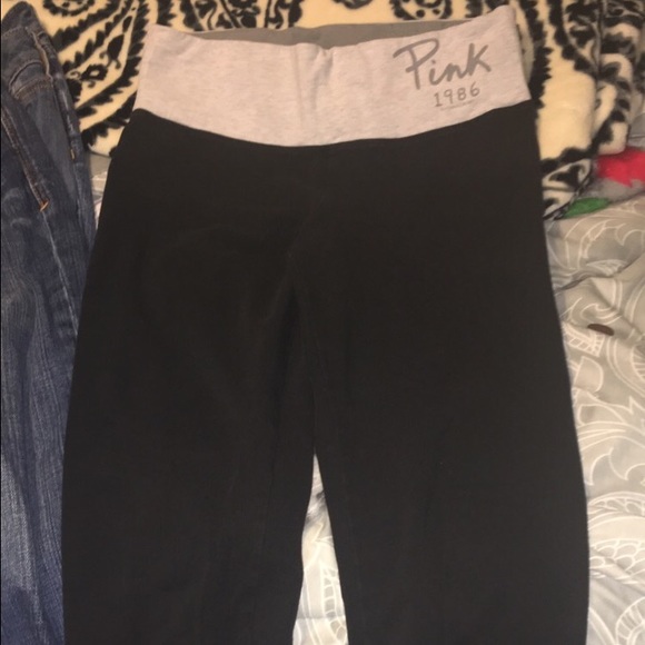 victoria secret (pink) yoga pants