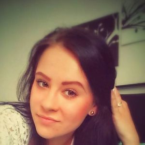 Meet your Posher, Dana