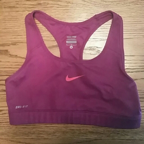 Nike Pro sports bra