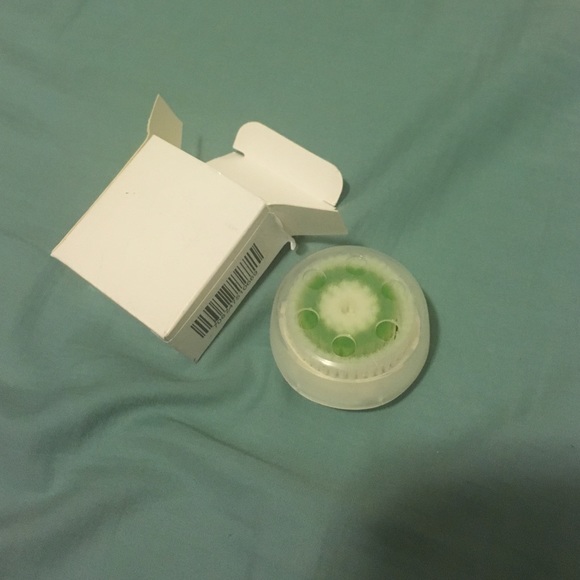 NIB Clarisonic Brush head for acne prone skin