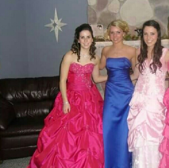 Prom Dress - Picture 2 of 3