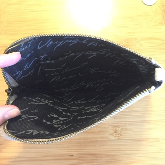 BCBG grey & gold leather beauty bag - Picture 4 of 4