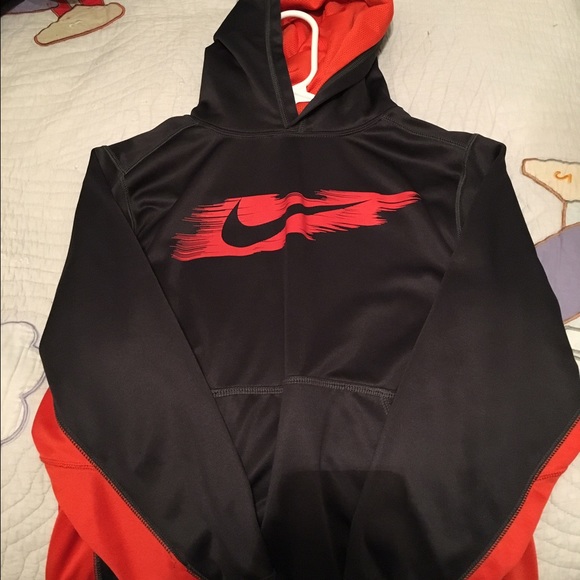 Nike Boys Sweater