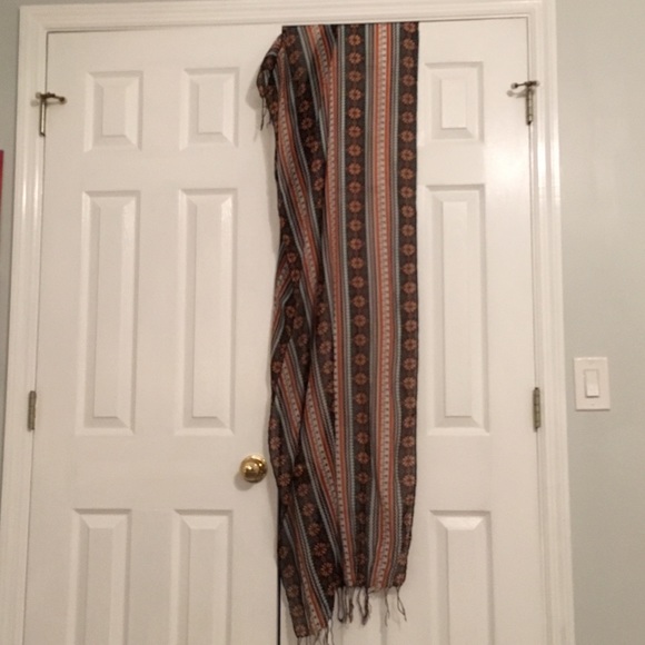 Scarf - Picture 2 of 2