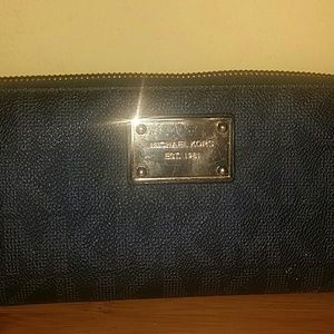 Authentic Michael Kors wallet..offers accepted