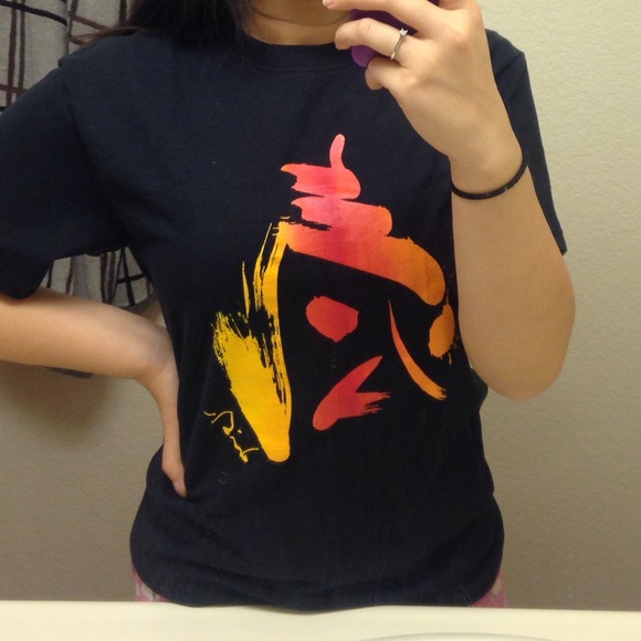 Chi T-Shirt - Picture 4 of 4