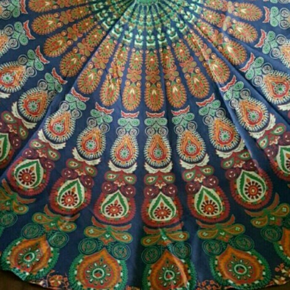 🌻Mandala Sun/Beach Throw 70" Round - Picture 3 of 3