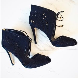 IVANKA TRUMP New Delfino suede lace up ankle pump