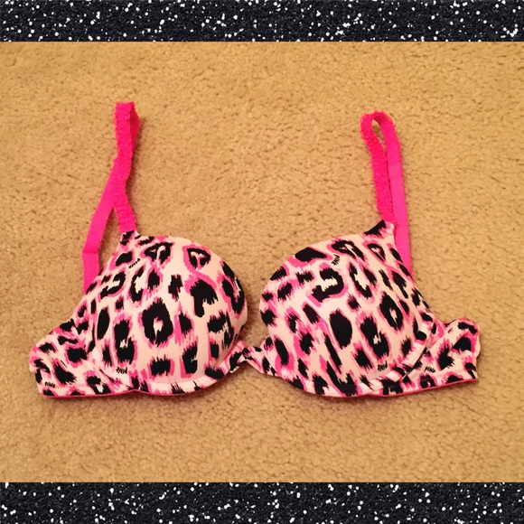 Love pink bra