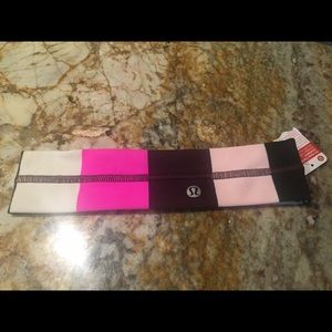 Lululemon headband excellent condition