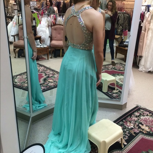 Prom Dress - Picture 4 of 4