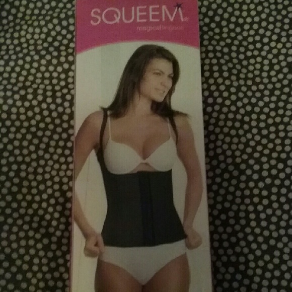 Body shaper vest - Picture 1 of 3